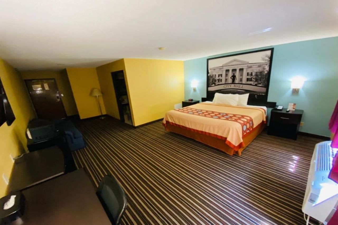 Hotel Super 8 By Wyndham Warrenton Exterior foto